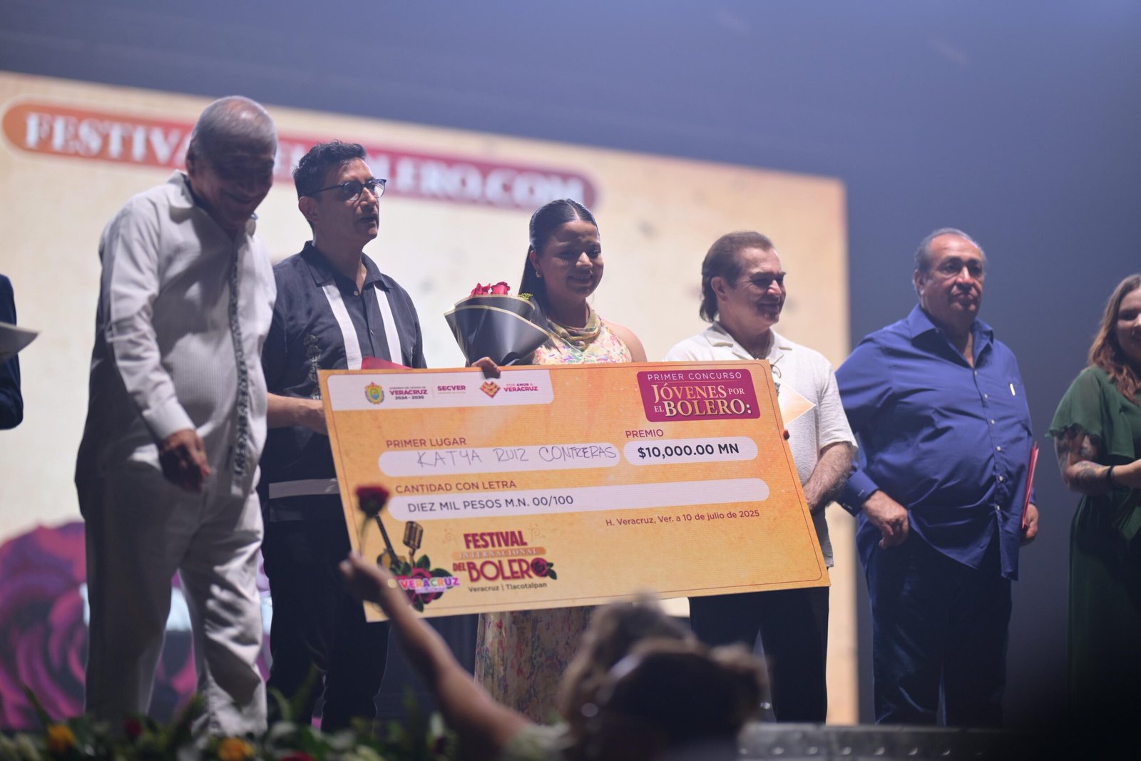 Jóvenes talentos abren el Festival Internacional del Bolero en Veracruz