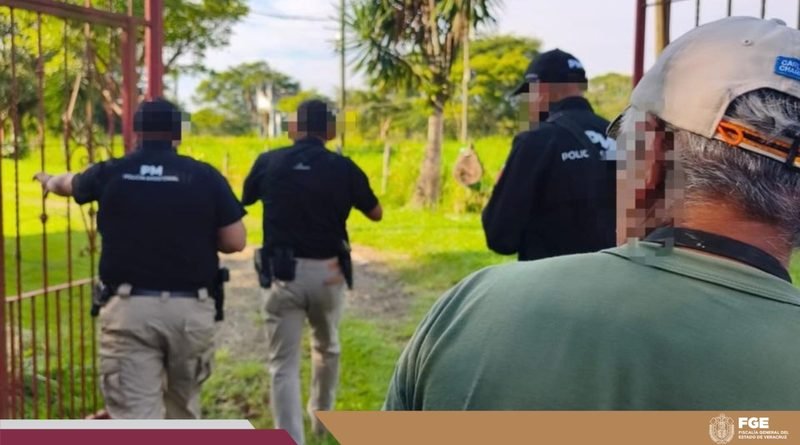 Restituyen a víctimas inmueble en Coatepec, relacionado con el caso del cartel inmobiliario Restituyen a víctimas inmueble en Coatepec, relacionado con el caso del cartel inmobiliario